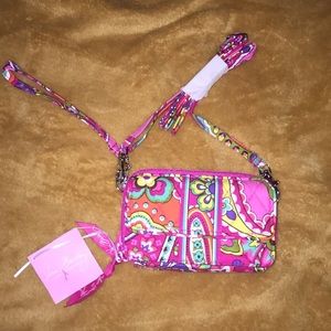 Crossbody Vera Bradley Pink Swirls Wallet/Clutch